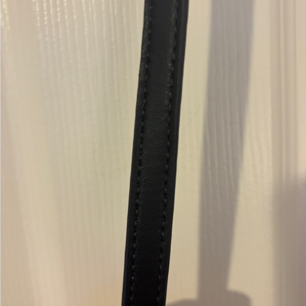 Sleek Stylish LAUREN RALPH LAUREN Hayes Medium Leather Crossbody Navy Blue - Picture 5 of 14